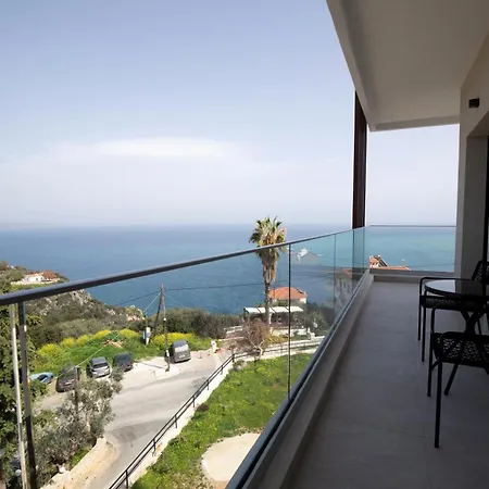 Trinasus Otel Gytheio