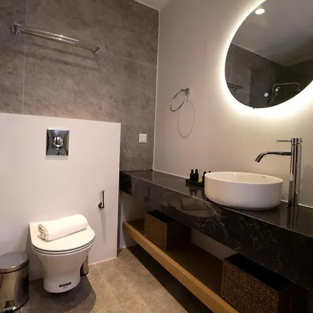 Trinasus Otel 3*
