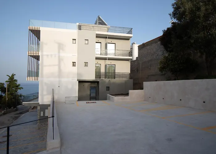 Trinasus Hotel Gythio